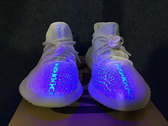 GOAT Yeezy 350 V2 Cream 