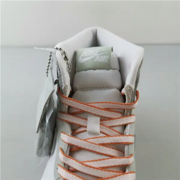 AIR JORDAN 1 HIGH SEAFOAM ORANGE 