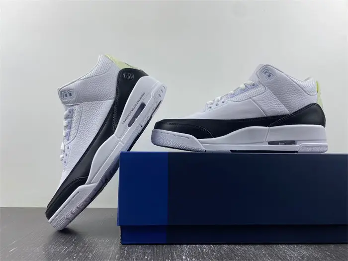 Jordan 3 Retro Fragment 