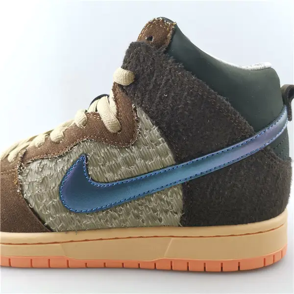 NIKE SB DUNK HIGH CONCEPTS TURDUNKEN 