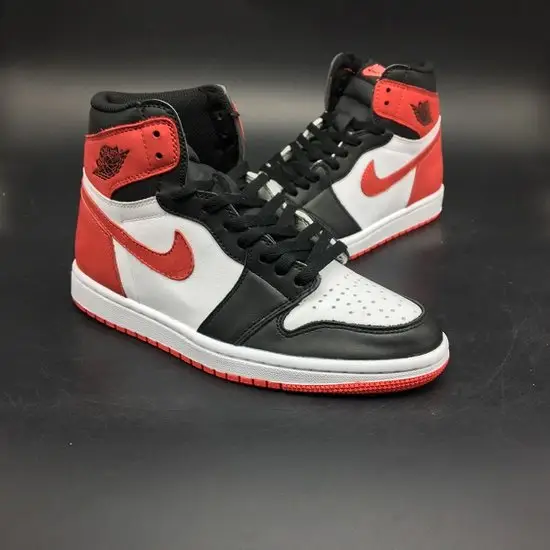 AIR JORDAN 1 RETRO HIGH 