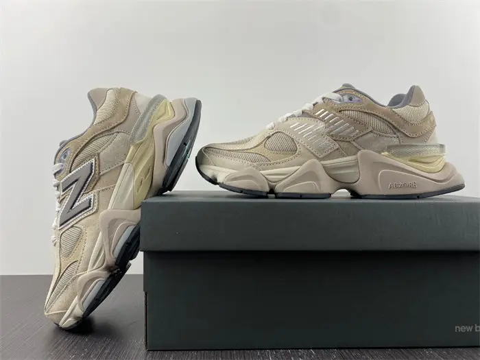 New Balance 9060 Sea Salt 