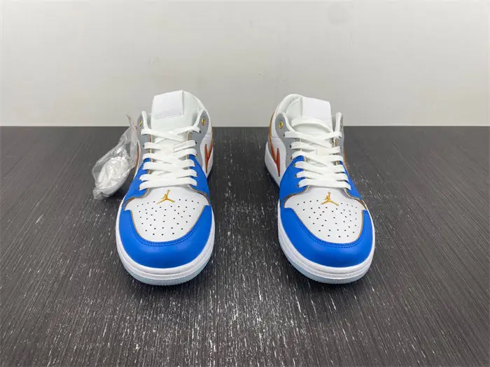 Air Jordan 1 Low 
