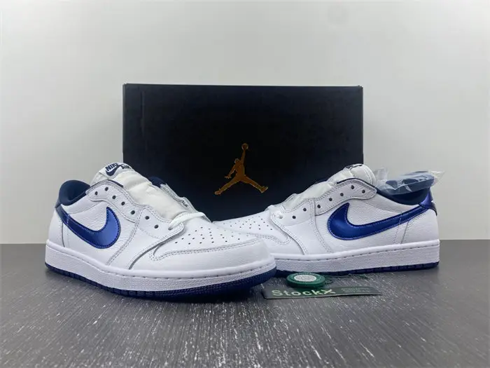 Jordan 1 Retro Low Metallic Blue 