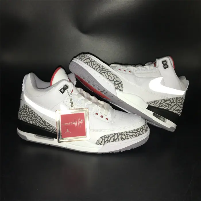 Jordan 3 Retro Tinker Hatfield 