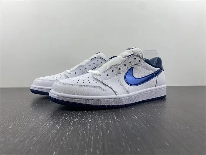 Jordan 1 Retro Low Metallic Blue 