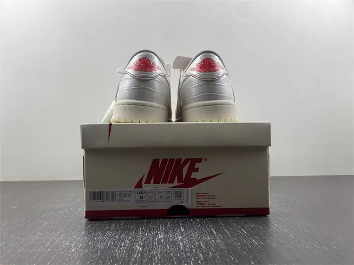 TS x AJ1 Travis Scott x Air Jordan 1 Low OG 