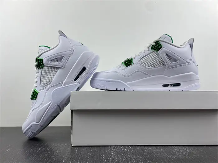 Jordan 4 Retro Metallic Green 