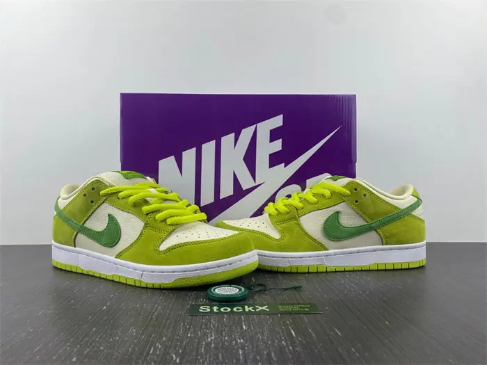 Nike SB Dunk Low Green Apple 