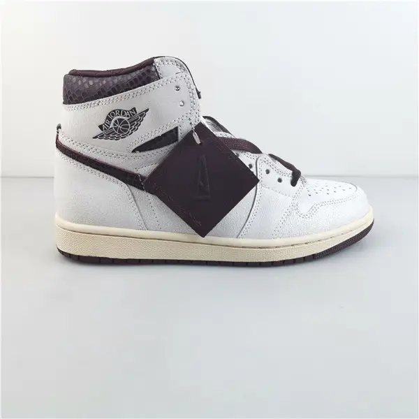 A Ma Maniere x Air Jordan 1 High OG 