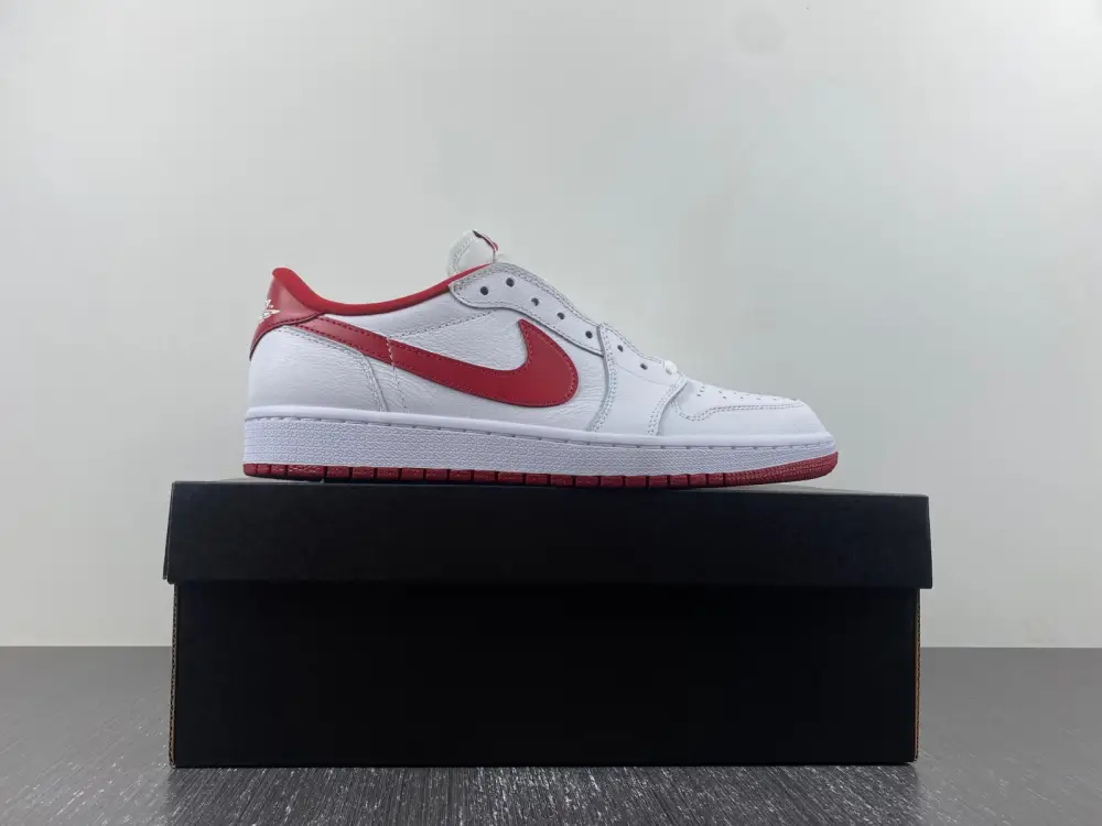 Jordan 1 Retro Low White Varsity Red 