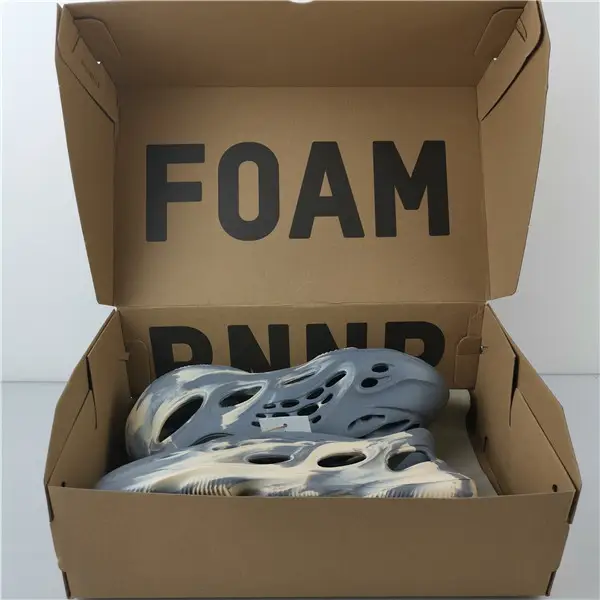 ADIDAS YEEZY FOAM RNNR MXT 