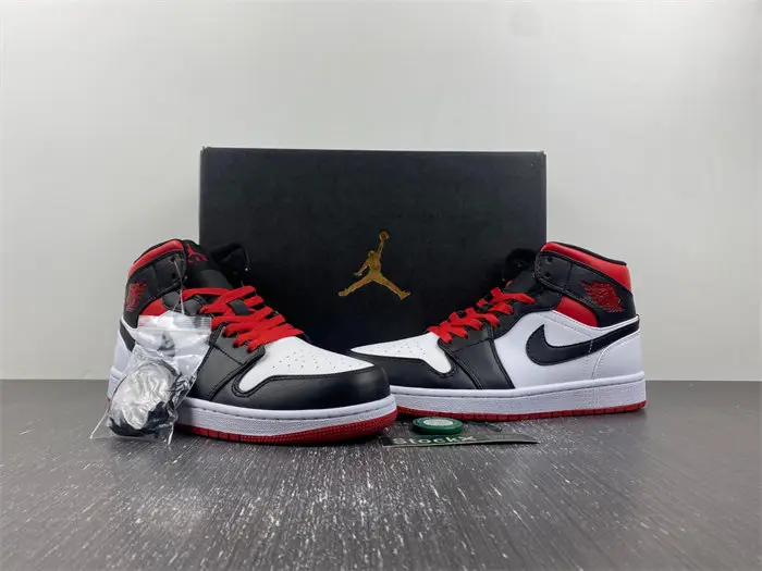 Jordan 1 Mid Gym Red Black Toe 