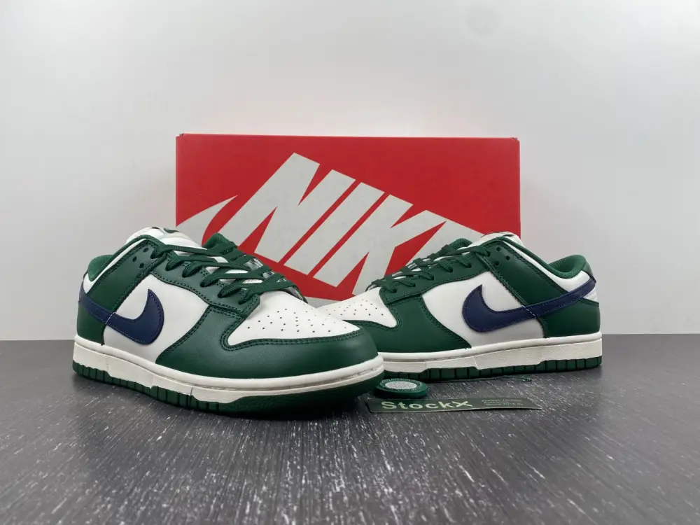 Nike Dunk Low Retro Gorge Green Midnight Navy 