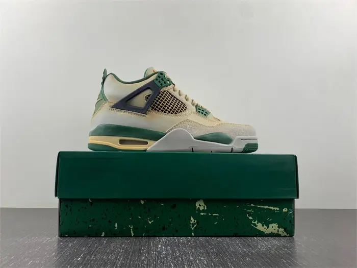 Air Jordan 4 