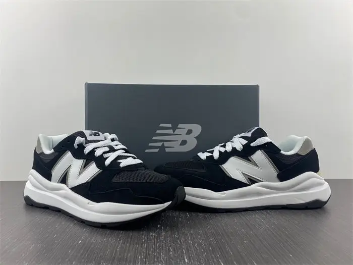 New Balance 57/40 Black White 