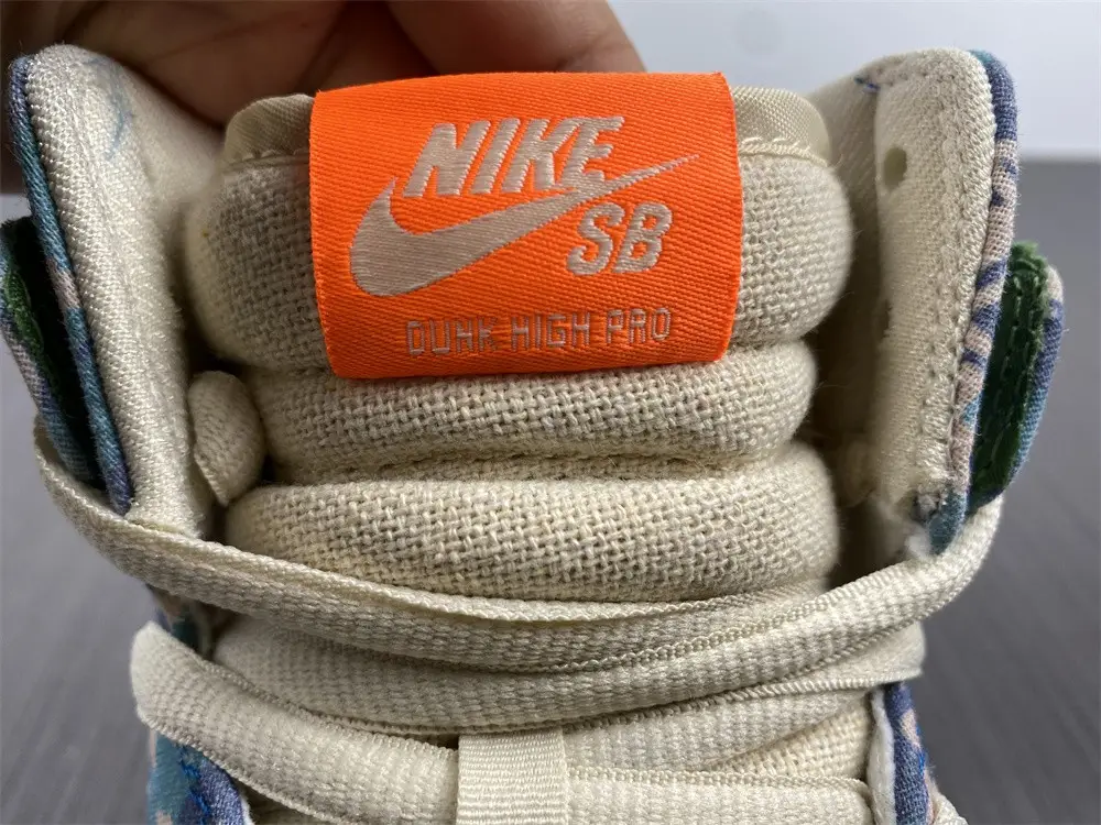 Nike SB Dunk High Hawaii 