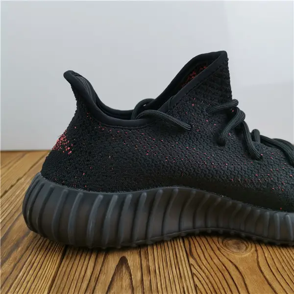 ADIDAS YEEZY BOOST 350 V2 CORE BLACK RED 