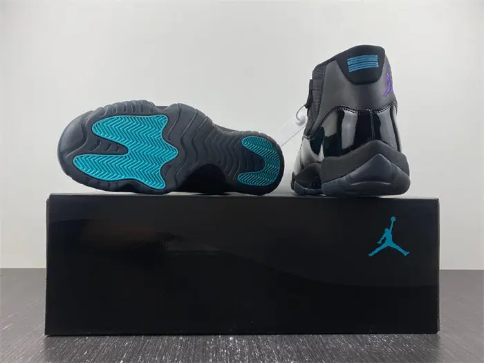 Air Jordan Retro 11 Gamma 