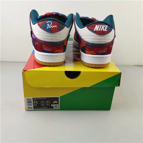 NIKE SB DUNK LOW PRO PARRA ABSTRACT ART (2021) - 