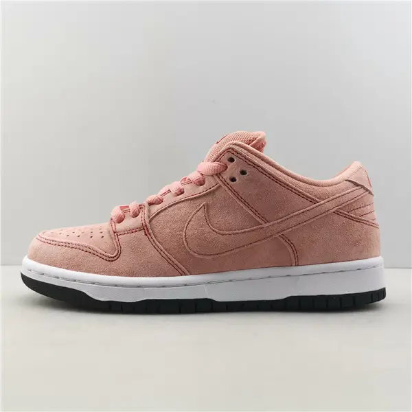 NIKE SB DUNK LOW 