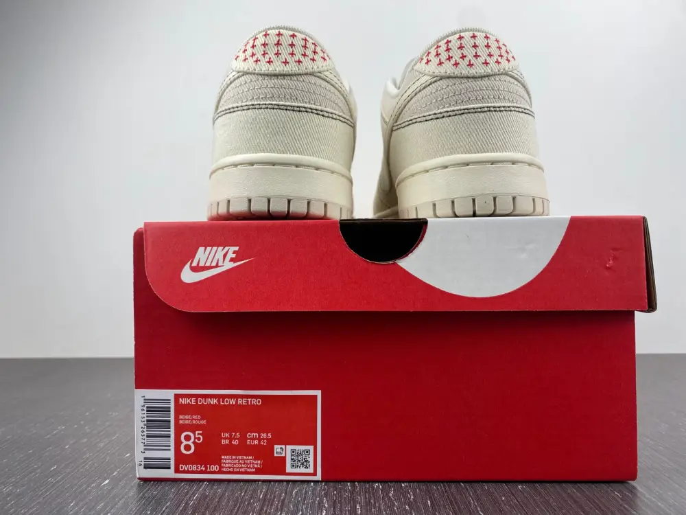 New Nike Dunk Low 