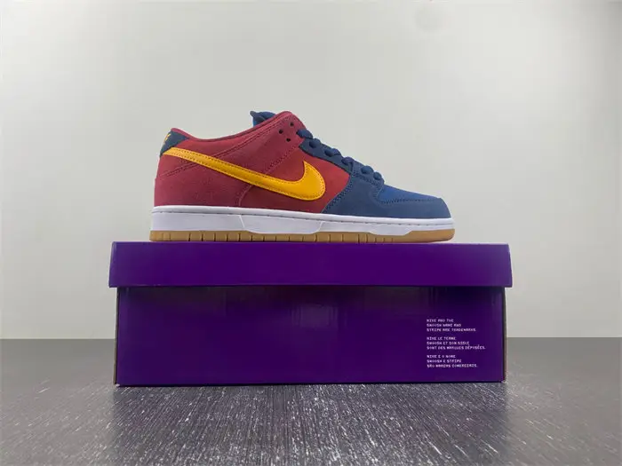 Nike SB Dunk Low Barcelona 
