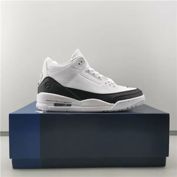 AIR JORDAN 3 SP 
