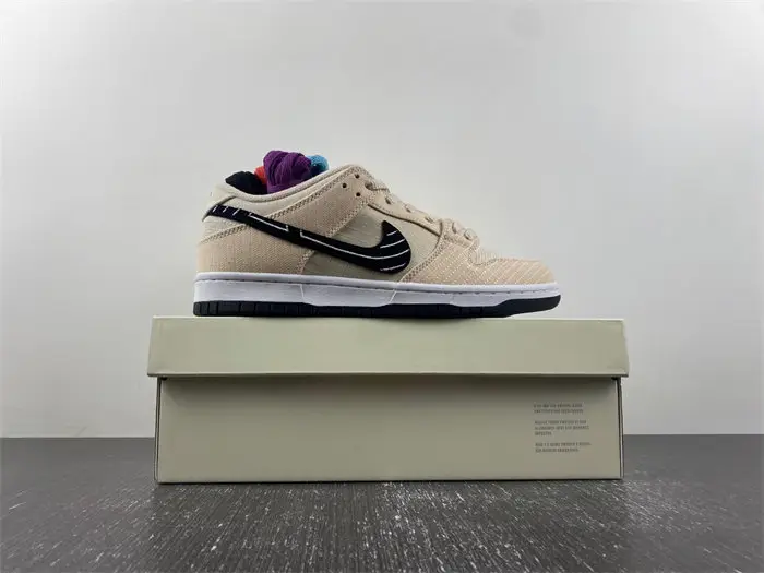 Nike SB Dunk Low Albino & Preto FD2627 