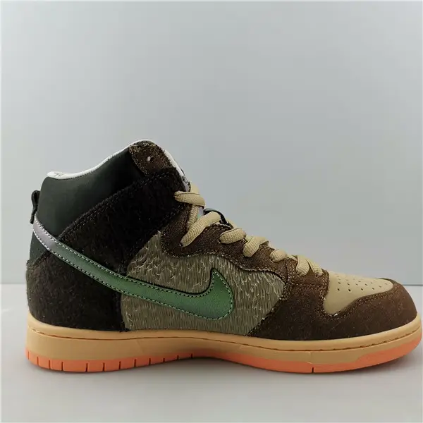 NIKE SB DUNK HIGH CONCEPTS TURDUNKEN 