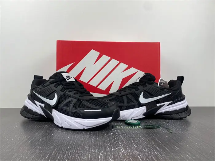 NIKEV2K Runtekk  CCF1459
