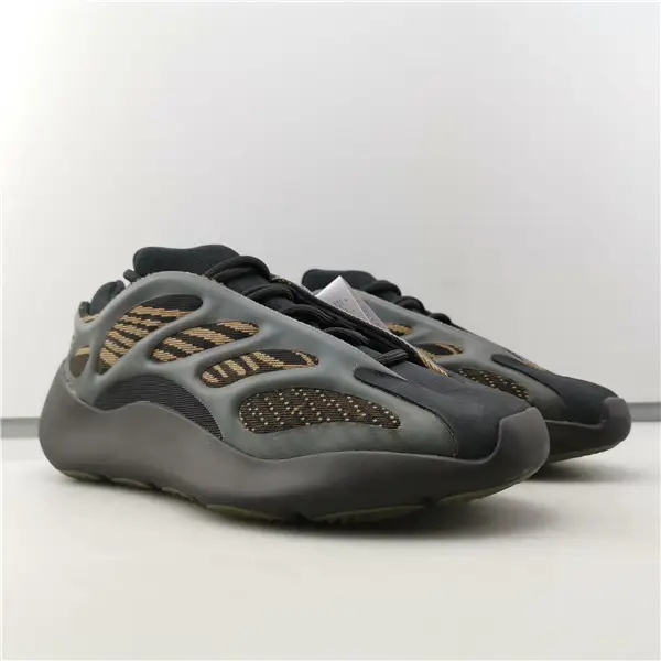 Adidas Yeezy 700 V3 