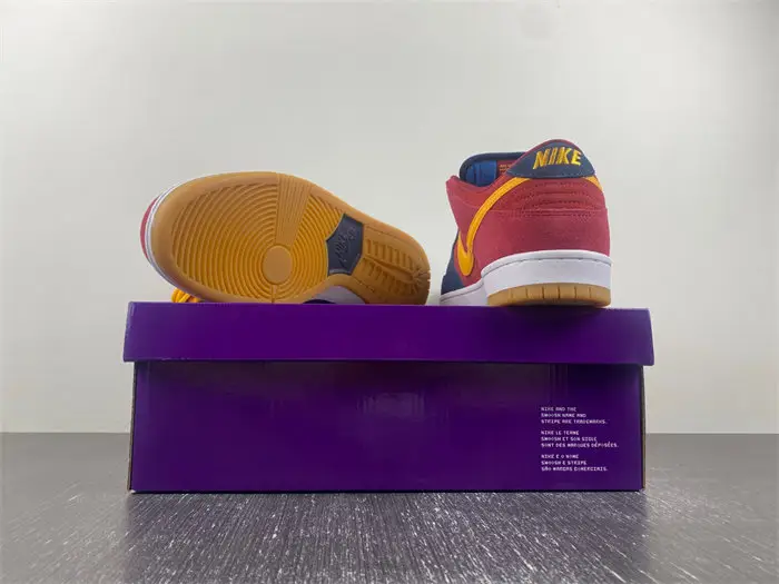 Nike SB Dunk Low Barcelona 