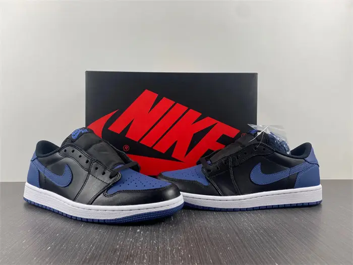 Jordan 1 Retro Low OG Mystic Navy 