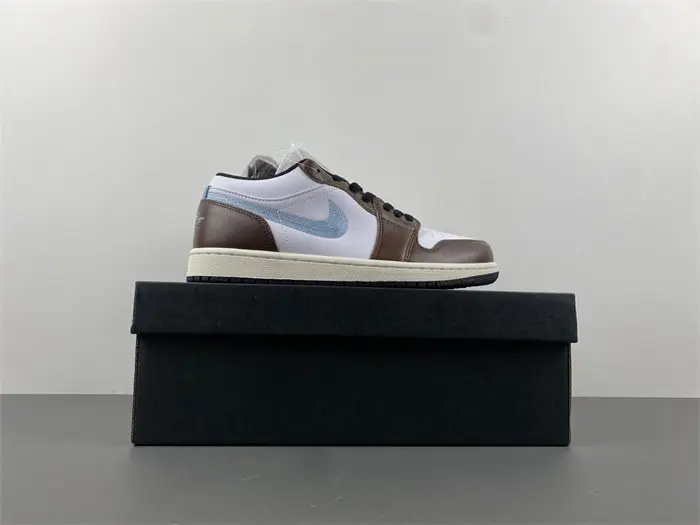 Air Jordan 1 Low 