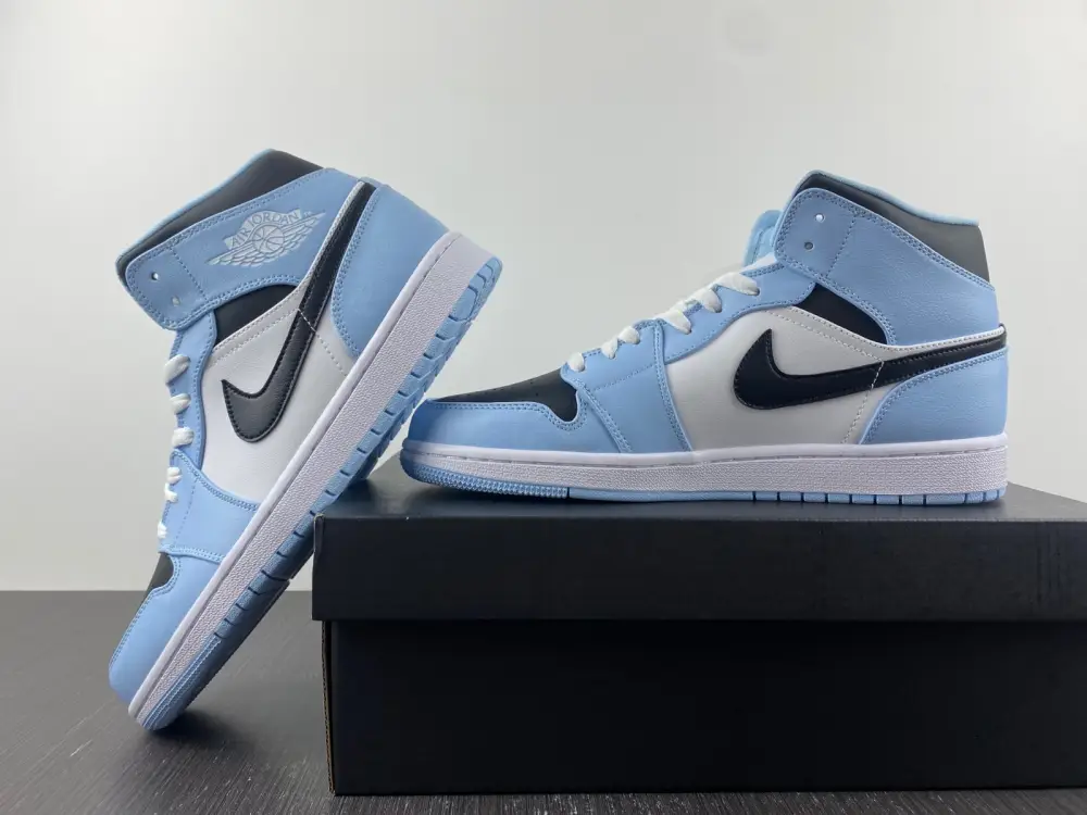 Jordan 1 Mid Ice Blue 