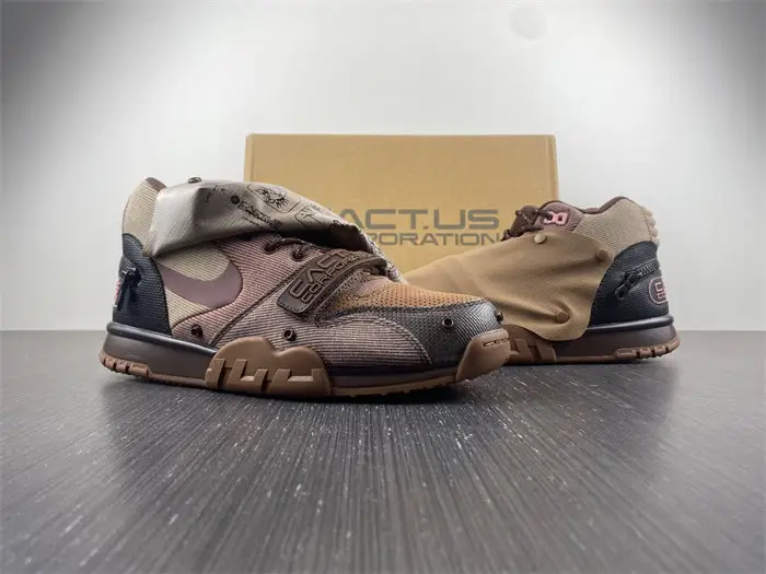 Nike Air Trainer 1 SP Travis Scott Wheat  EDDD1023