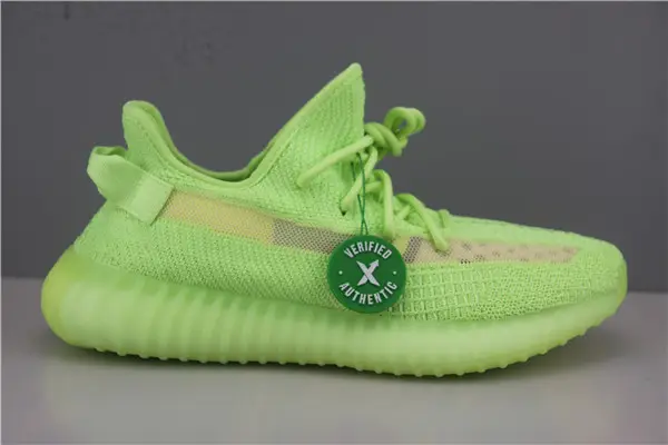 ADIDAS YEEZY BOOST 350 V2 GLOW IN THE DARK 
