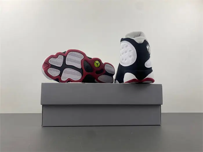 Air Jordan 13 