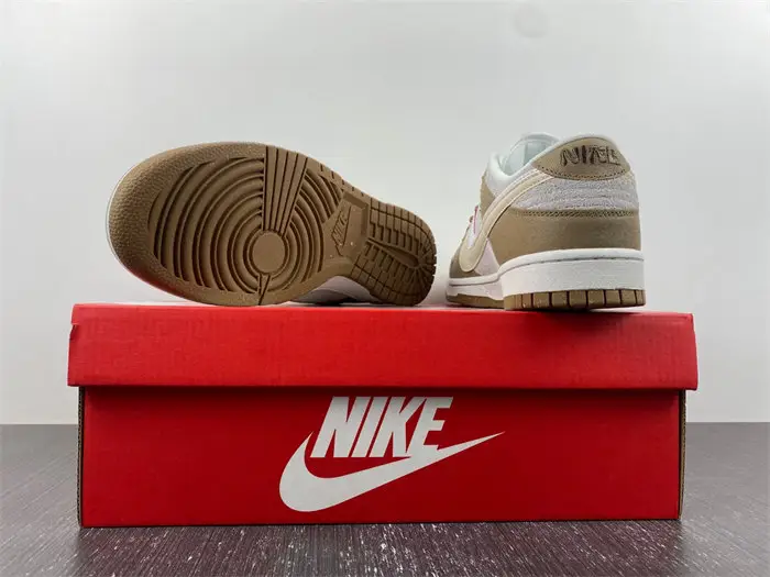 Dunk Low SE 85 