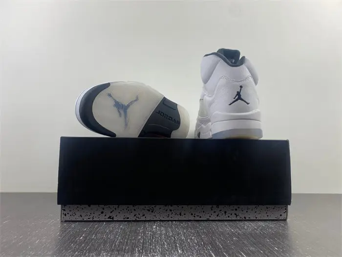 AIR JORDAN 5 RETRO 'WHITE BLACK' 