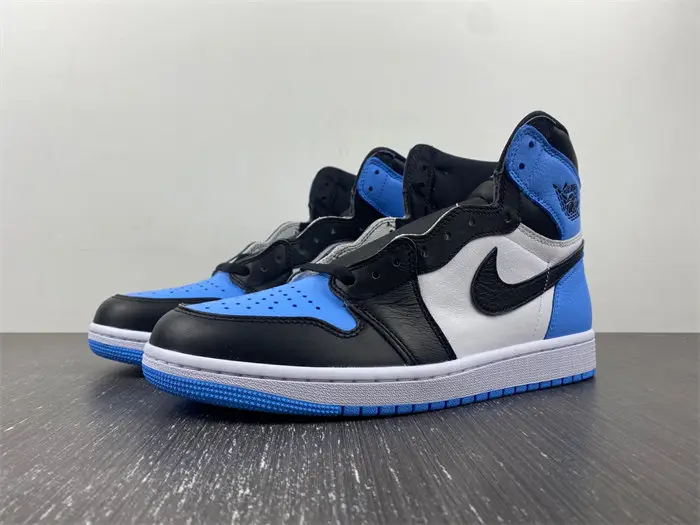 Air Jordan 1 High 