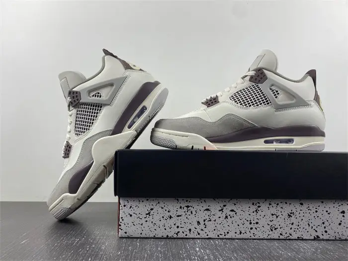 A Ma Maniére x Air Jordan 4 Violet Ore AM 