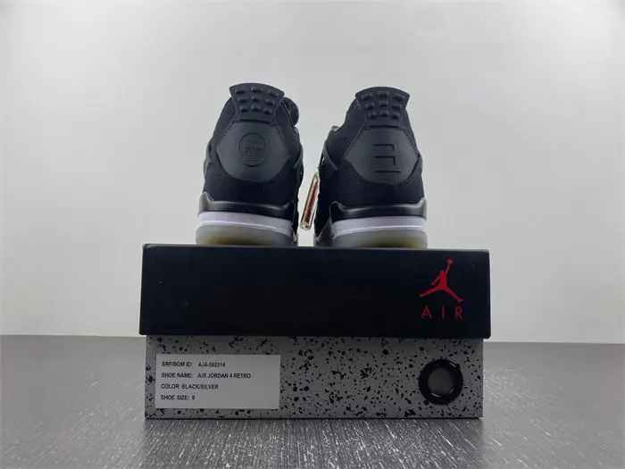 Air Jordan 4 