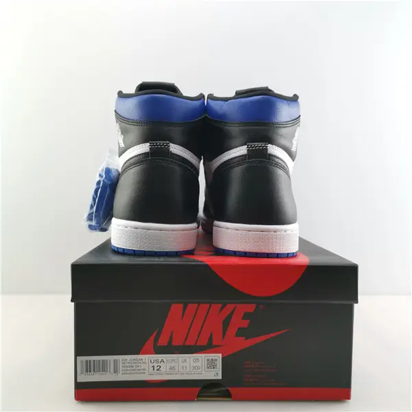 AIR JORDAN 1 HIGH OG 
