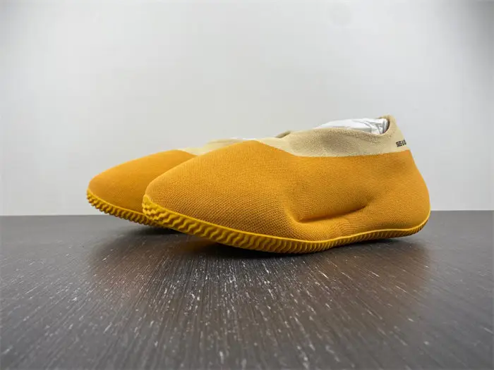 adidas Yeezy Knit RNR Sulfur 