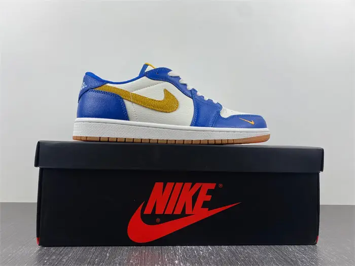Air Jordan 1 Low 