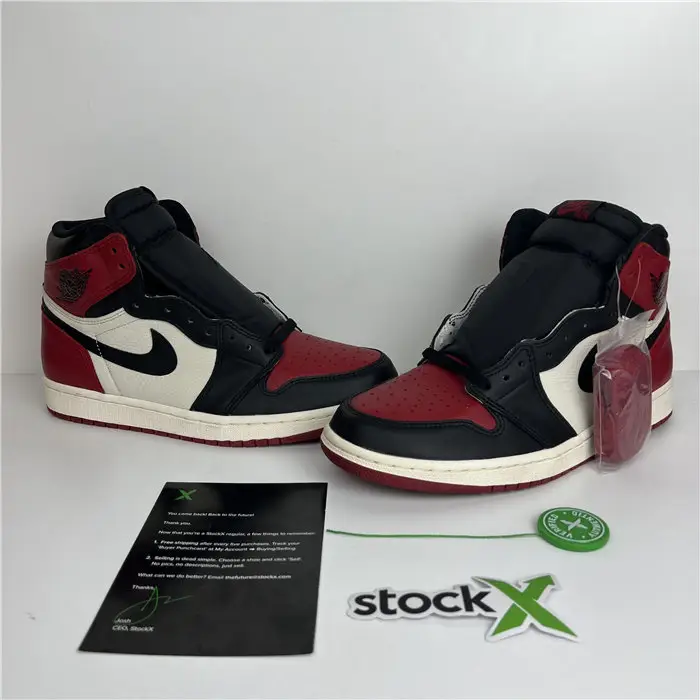 Jordan 1 Retro High Bred Toe 