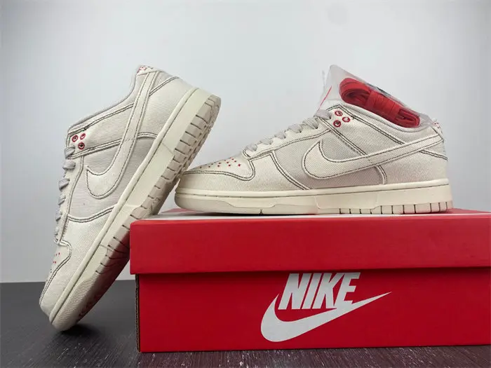 New Nike Dunk Low 