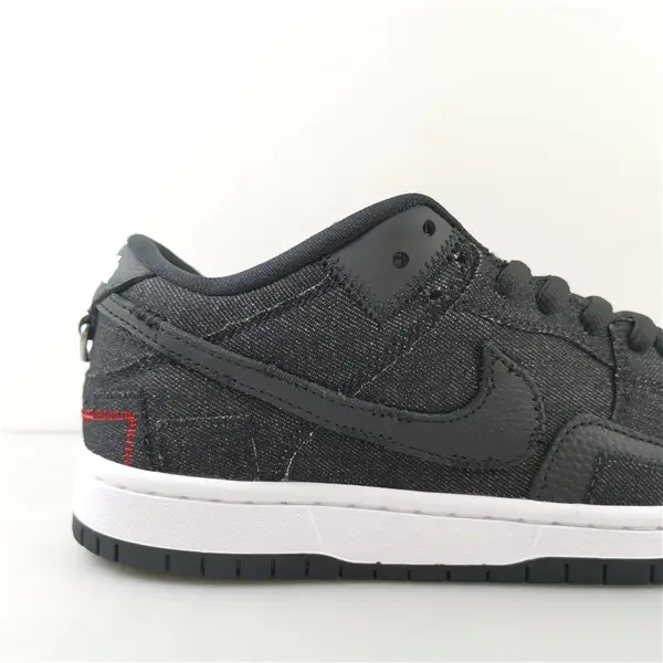 NIKE SB DUNK LOW WASTED YOUTH - 
